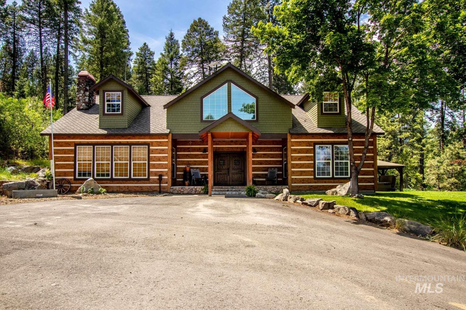 95 Shilo Dr, Garden Valley, Idaho 83622, 3 Bedrooms, 4 Bathrooms, Residential For Sale, Price $949,000,MLS 98989008