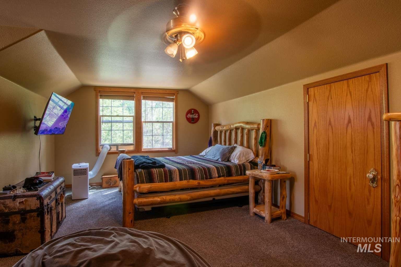 95 Shilo Dr, Garden Valley, Idaho 83622, 3 Bedrooms, 4 Bathrooms, Residential For Sale, Price $949,000,MLS 98989008