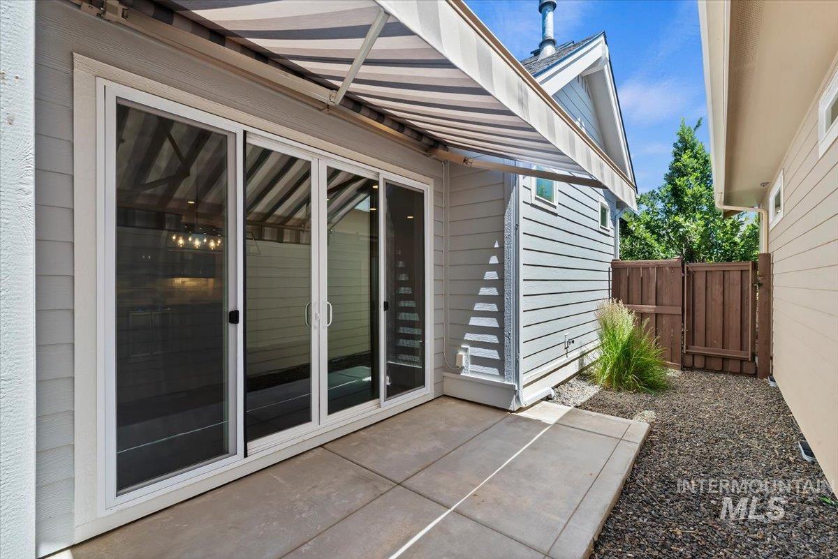 6177 W Winward Lane, Meridian, Idaho 83646, 2 Bedrooms, 2 Bathrooms, Residential For Sale, Price $554,900, 98989011