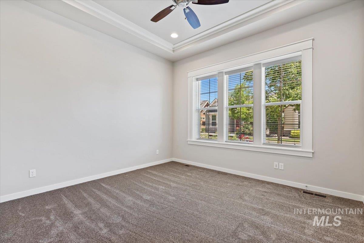 6177 W Winward Lane, Meridian, Idaho 83646, 2 Bedrooms, 2 Bathrooms, Residential For Sale, Price $554,900, 98989011