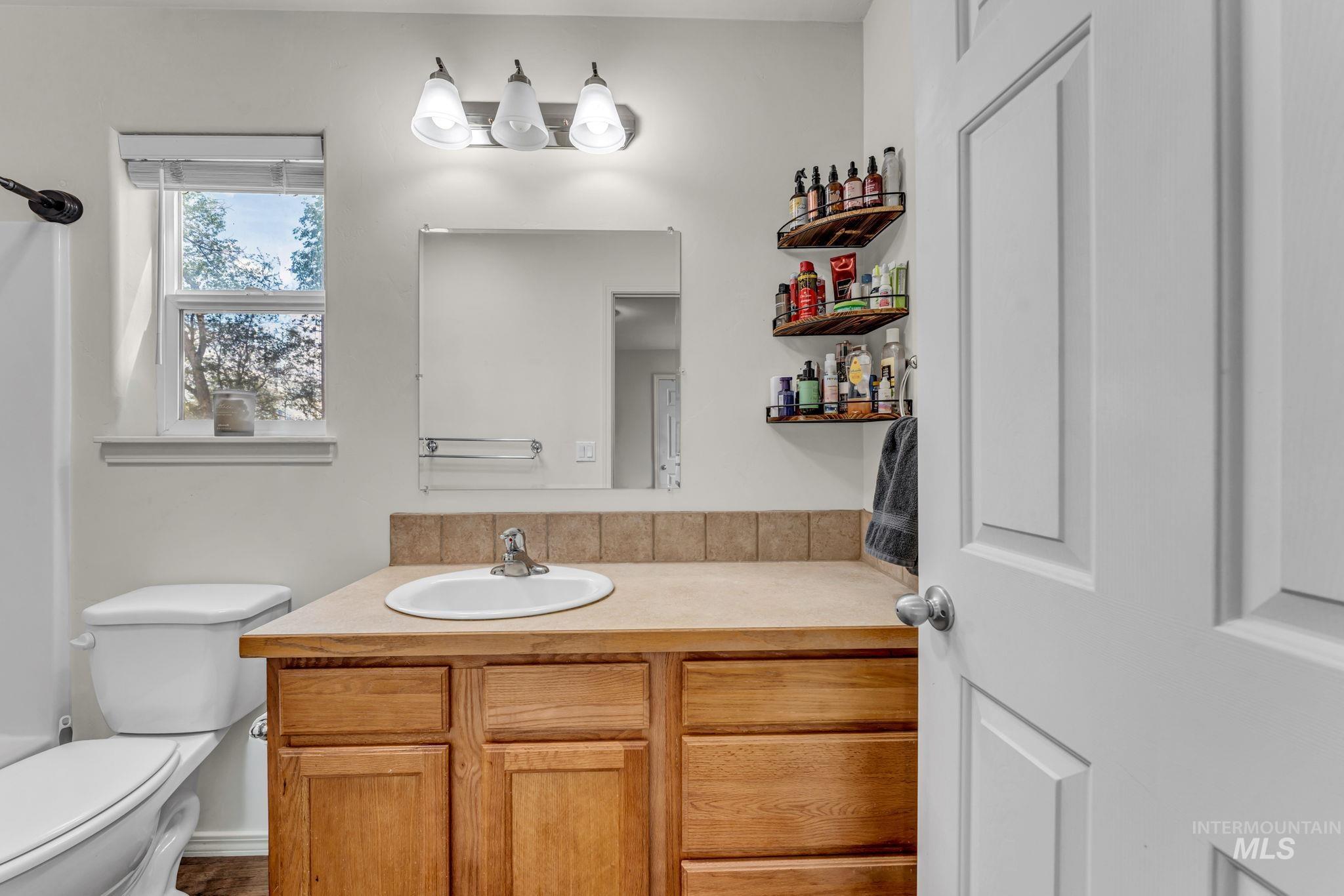 1532 E 3rd Ave, Twin Falls, Idaho 83301, 3 Bedrooms, 2 Bathrooms, Residential For Sale, Price $334,900, 98989013
