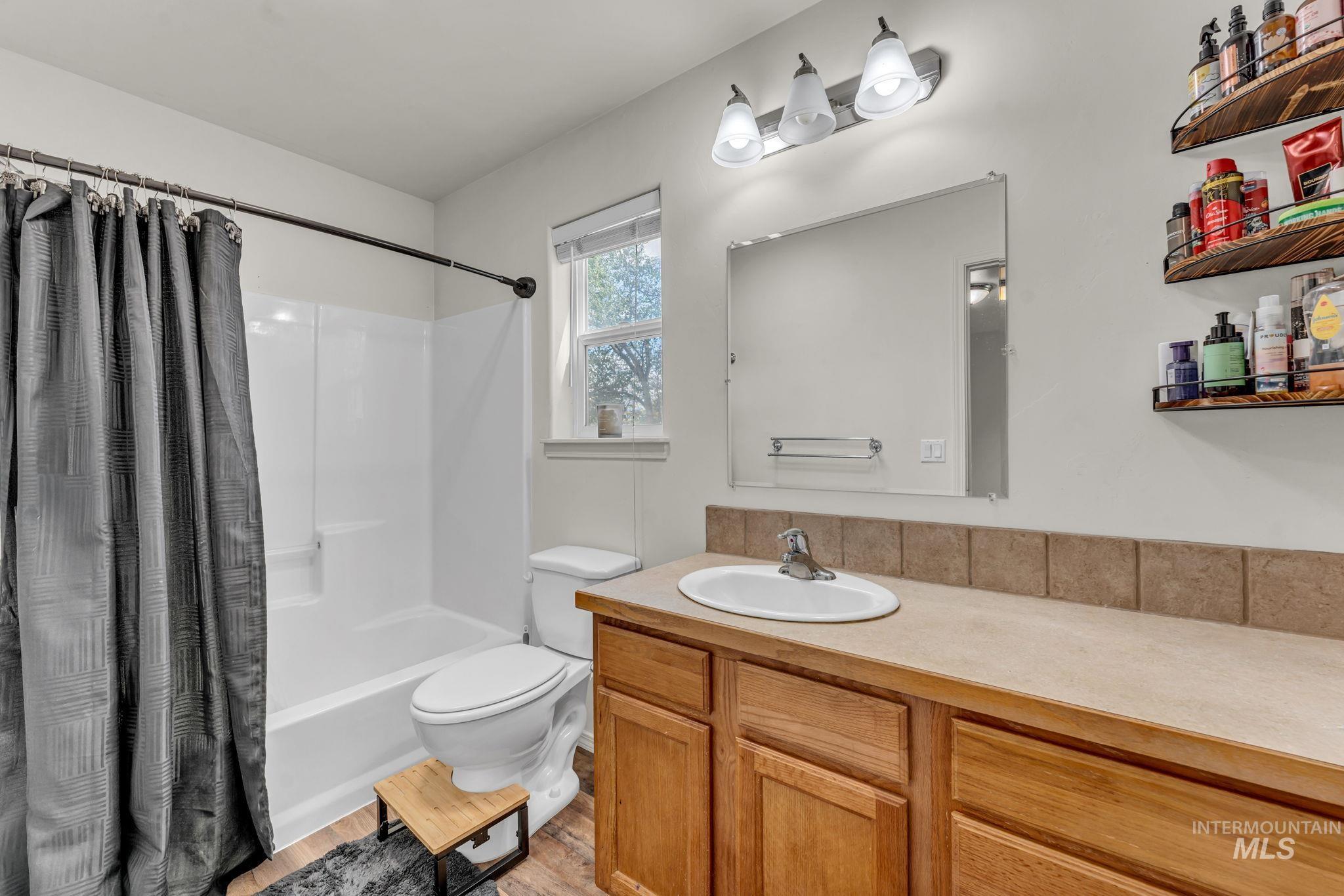 1532 E 3rd Ave, Twin Falls, Idaho 83301, 3 Bedrooms, 2 Bathrooms, Residential For Sale, Price $334,900, 98989013