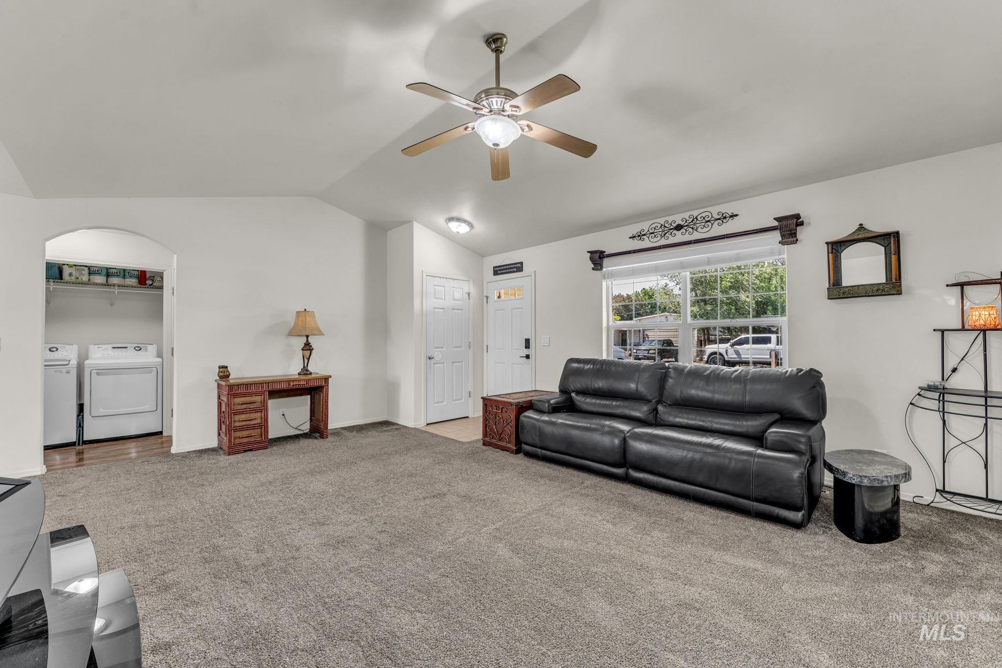 1532 E 3rd Ave, Twin Falls, Idaho 83301, 3 Bedrooms, 2 Bathrooms, Residential For Sale, Price $334,900, 98989013