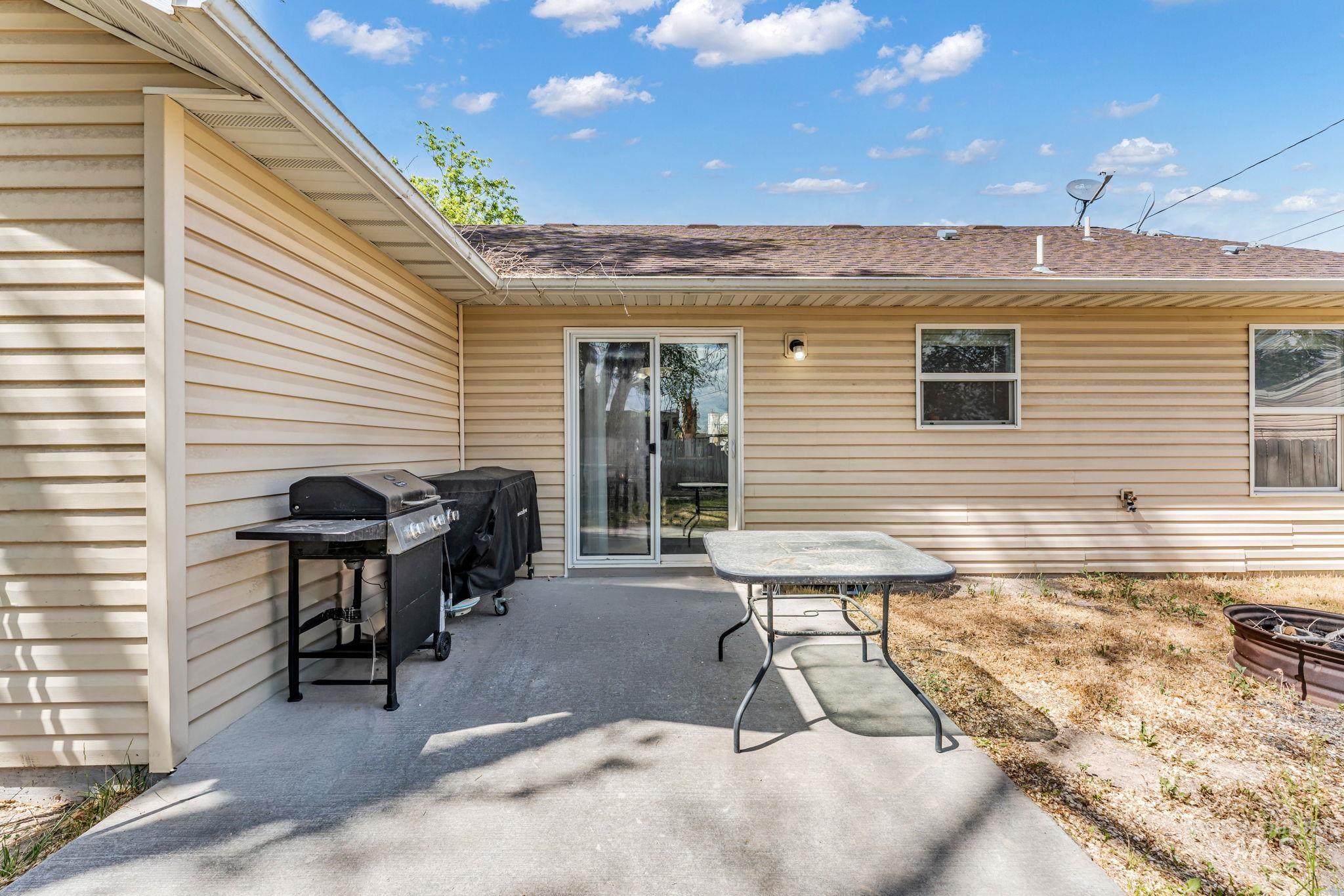 1532 E 3rd Ave, Twin Falls, Idaho 83301, 3 Bedrooms, 2 Bathrooms, Residential For Sale, Price $334,900, 98989013