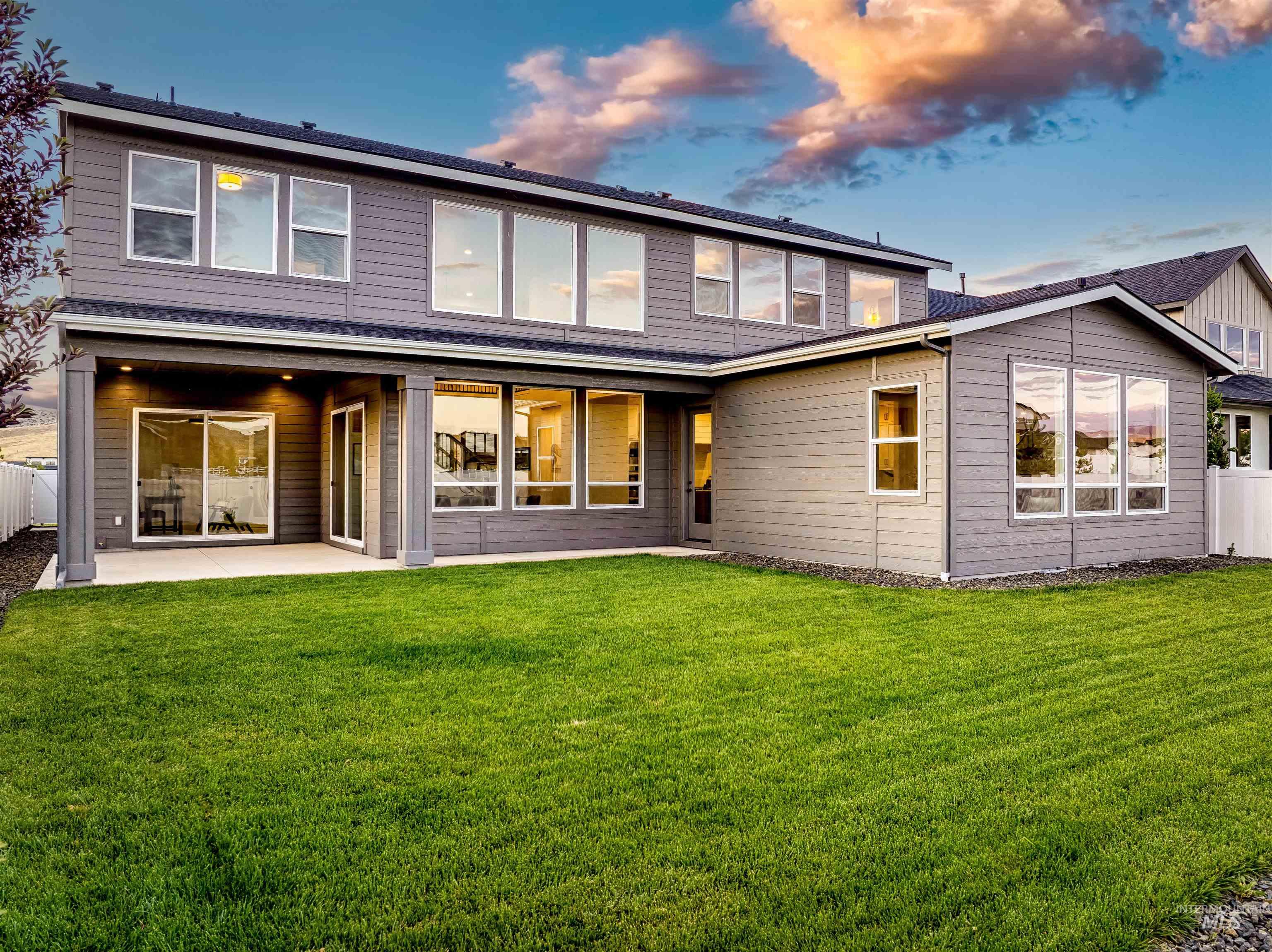 7535 W Diamond Lake Dr, Boise, Idaho 83714, 4 Bedrooms, 4.5 Bathrooms, Residential For Sale, Price $1,209,971,MLS 98989022