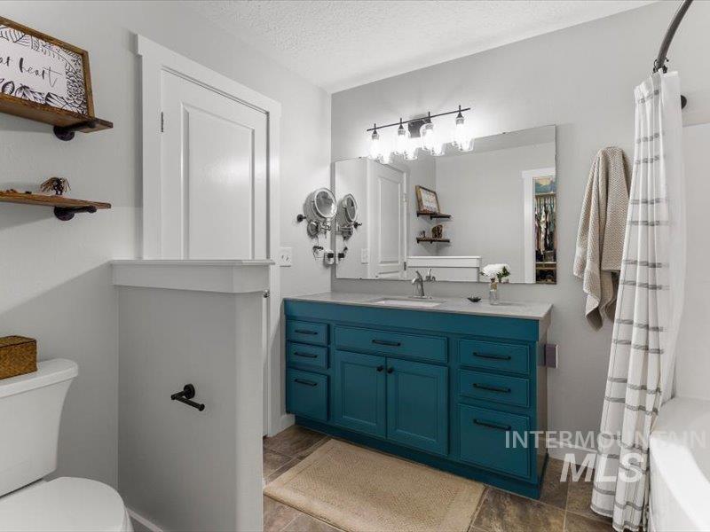 17376 N Midsummers Ln., Nampa, Idaho 83687, 4 Bedrooms, 2 Bathrooms, Residential For Sale, Price $440,000, 98989026