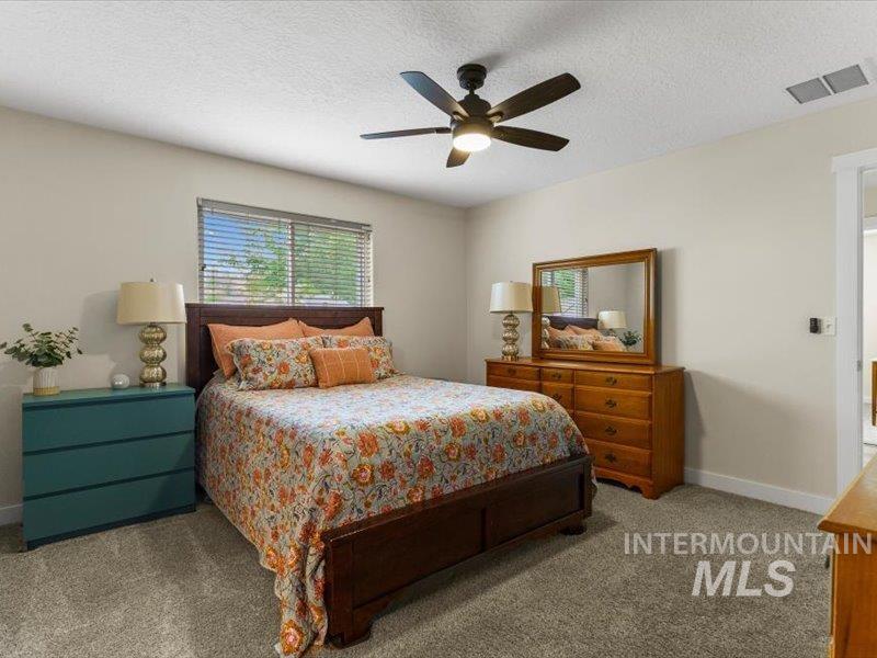 17376 N Midsummers Ln., Nampa, Idaho 83687, 4 Bedrooms, 2 Bathrooms, Residential For Sale, Price $440,000, 98989026