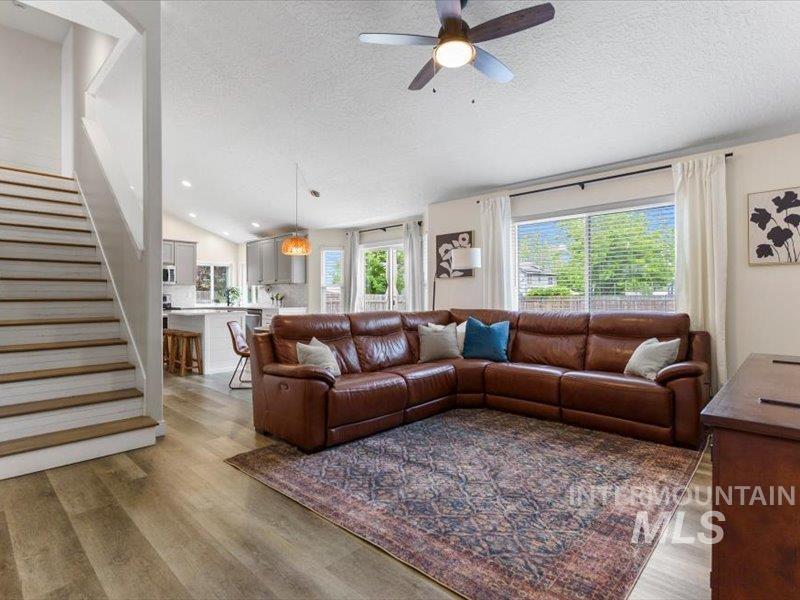 17376 N Midsummers Ln., Nampa, Idaho 83687, 4 Bedrooms, 2 Bathrooms, Residential For Sale, Price $440,000, 98989026