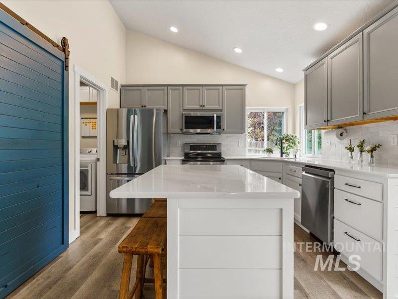 17376 N Midsummers Ln., Nampa, Idaho 83687, 4 Bedrooms, 2 Bathrooms, Residential For Sale, Price $440,000, 98989026