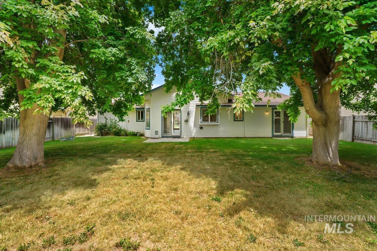 7867 W Powell St, Boise, Idaho 83714, 3 Bedrooms, 2 Bathrooms, Residential For Sale, Price $470,000, 98989029