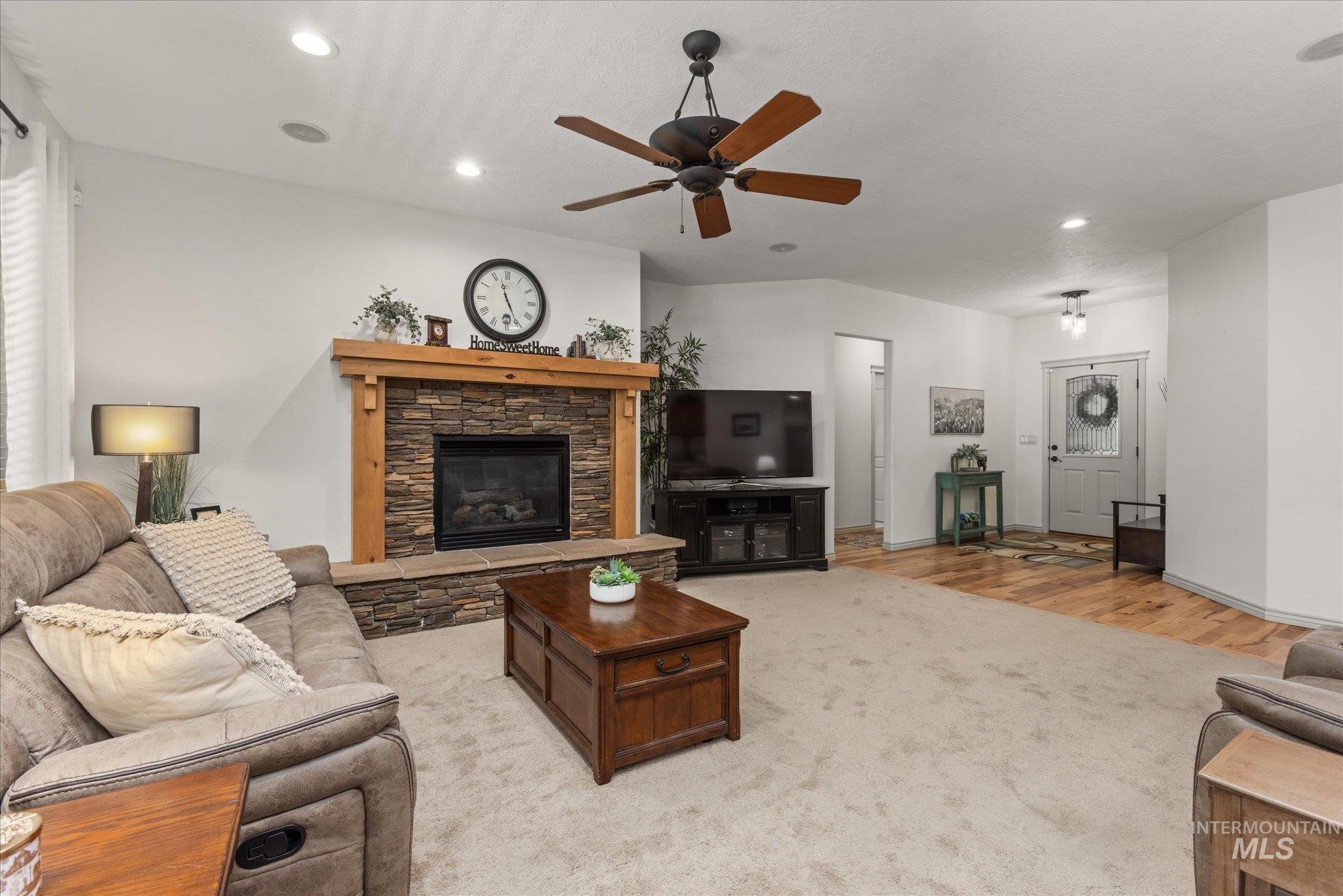 1774 W Cedar Grove St., Meridian, Idaho 83646, 4 Bedrooms, 3.5 Bathrooms, Residential For Sale, Price $659,900,MLS 98989040