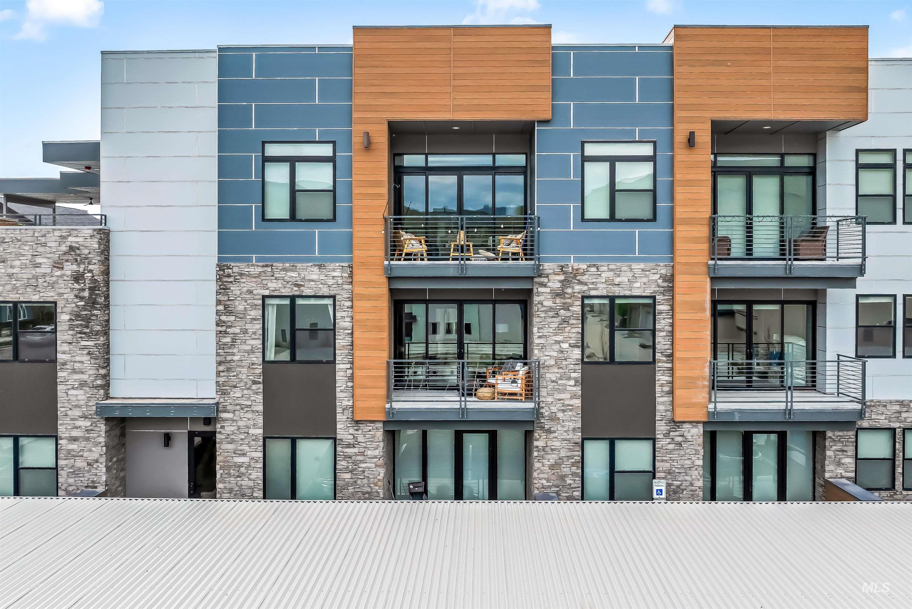 3850 E Haystack St, Boise, Idaho 83716, 1 Bedroom, 1 Bathroom, Residential For Sale, Price $364,400,MLS 98989041