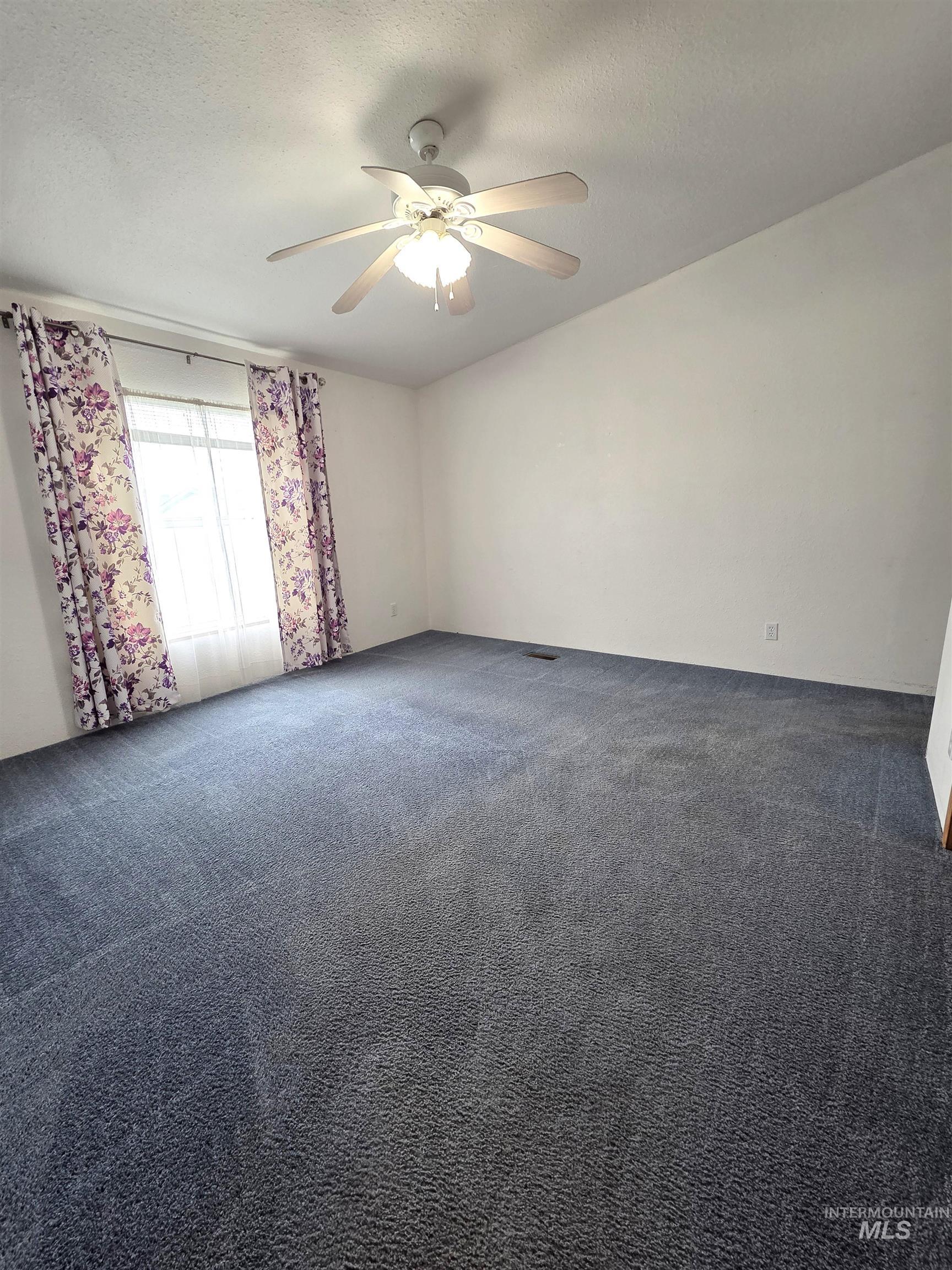 2115 6th, Clarkston, Washington 99403, 3 Bedrooms, 2 Bathrooms, Residential For Sale, Price $99,000,MLS 98989042