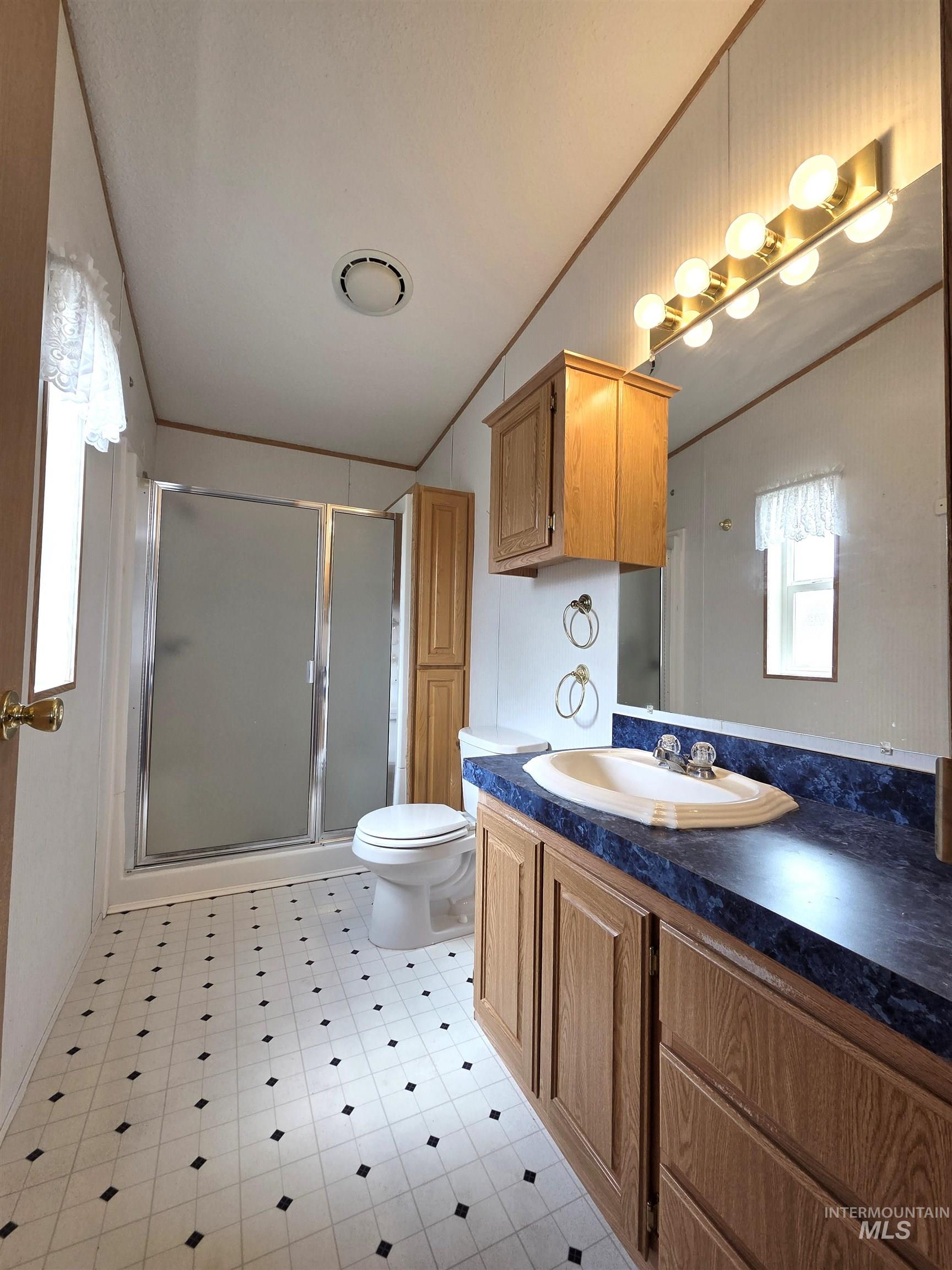2115 6th, Clarkston, Washington 99403, 3 Bedrooms, 2 Bathrooms, Residential For Sale, Price $99,000,MLS 98989042