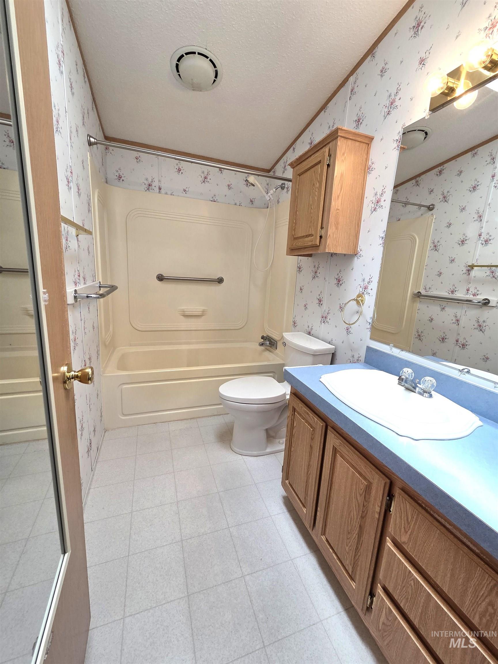 2115 6th, Clarkston, Washington 99403, 3 Bedrooms, 2 Bathrooms, Residential For Sale, Price $99,000,MLS 98989042