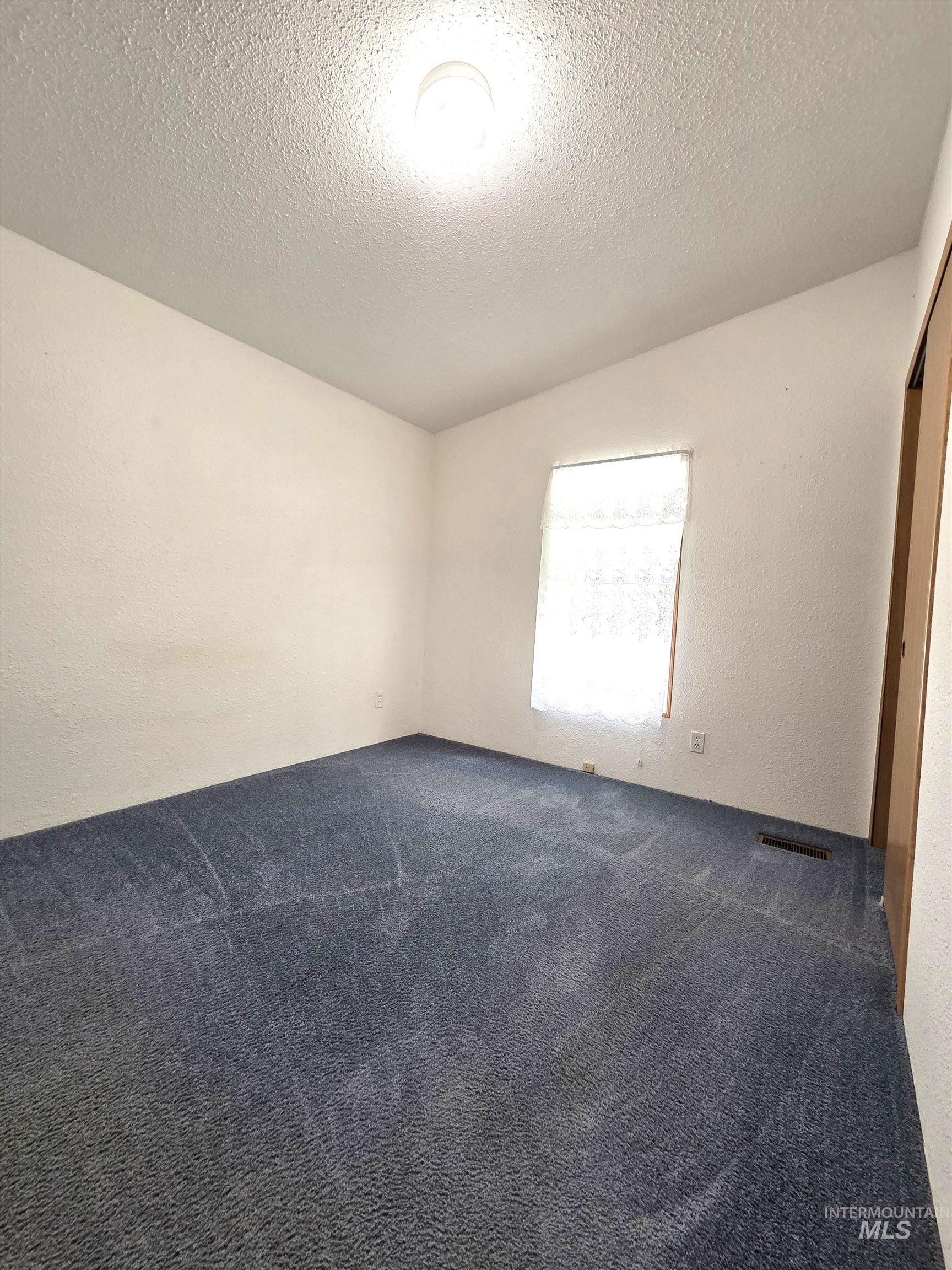 2115 6th, Clarkston, Washington 99403, 3 Bedrooms, 2 Bathrooms, Residential For Sale, Price $99,000,MLS 98989042