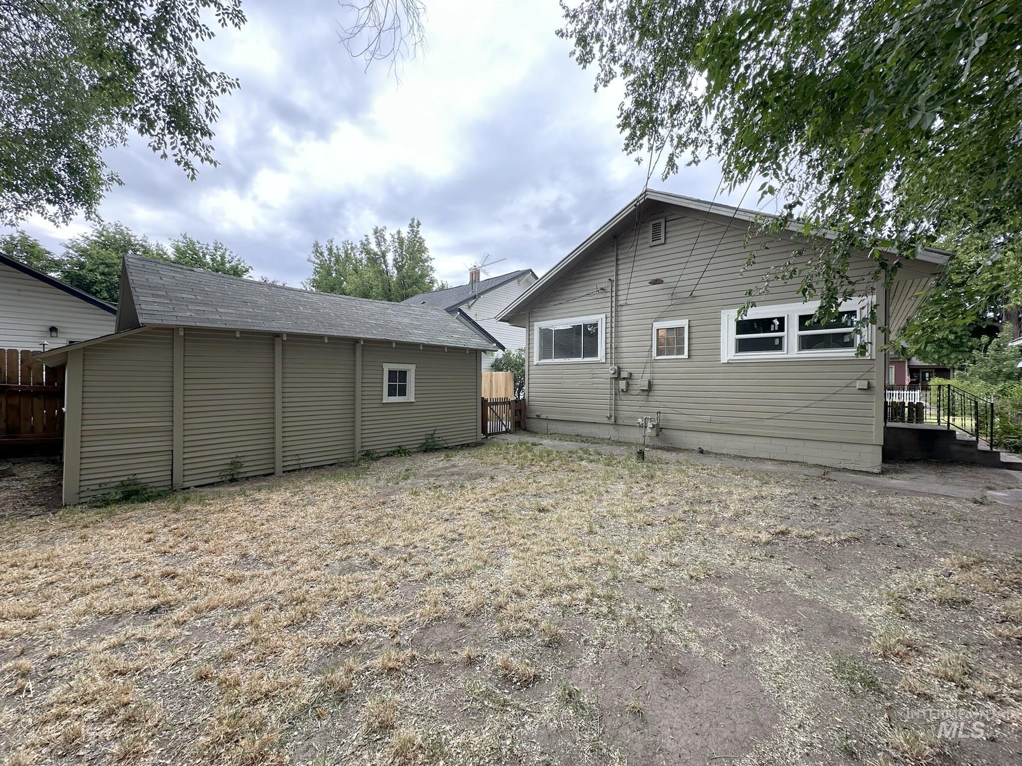264 W Court, Weiser, Idaho 83672, 2 Bedrooms, 1 Bathroom, Residential For Sale, Price $265,000,MLS 98989043