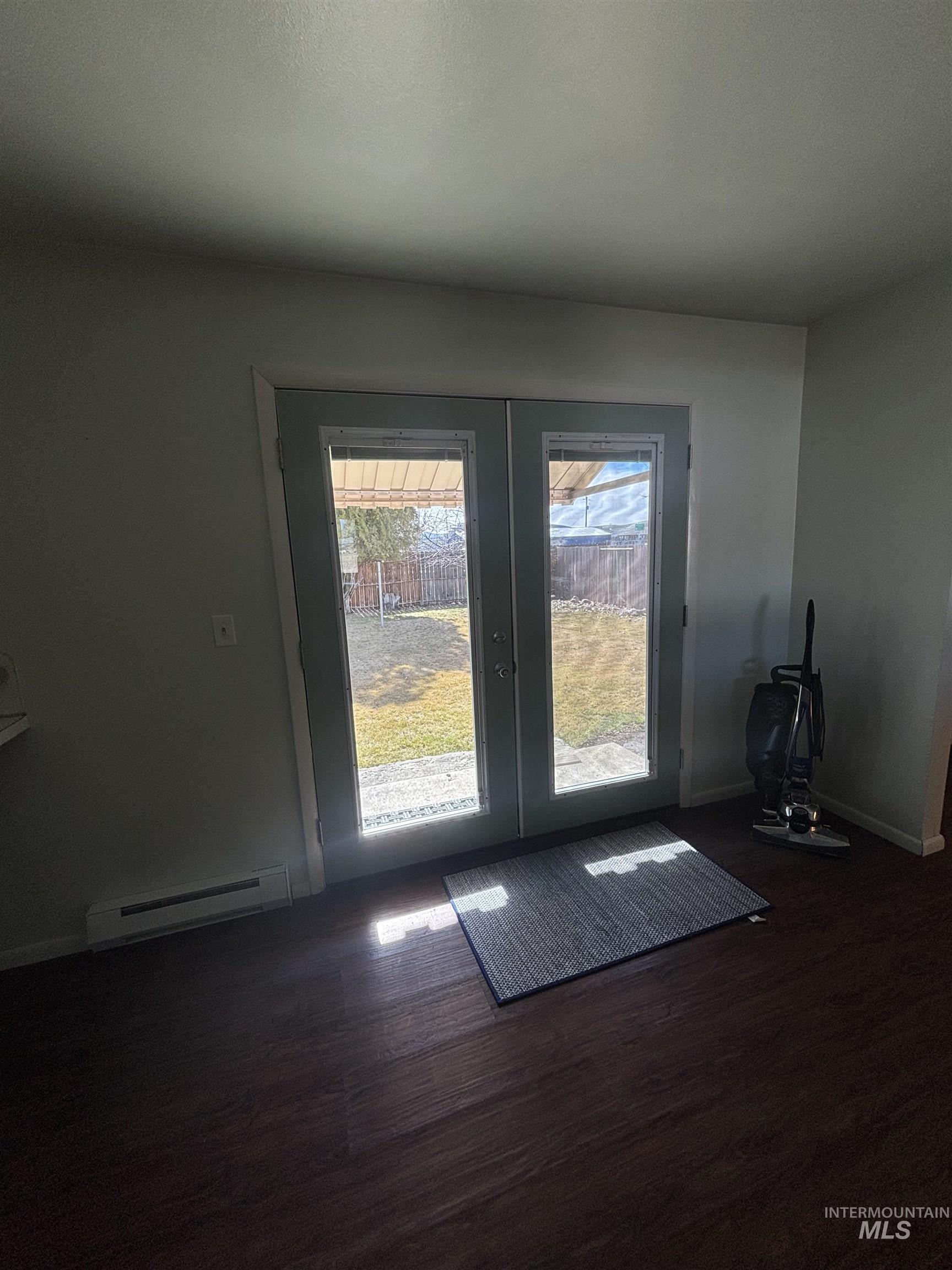 503 Oregon Ave, Jordan Valley, Oregon 97910, 3 Bedrooms, 2 Bathrooms, Residential For Sale, Price $250,000,MLS 98989050