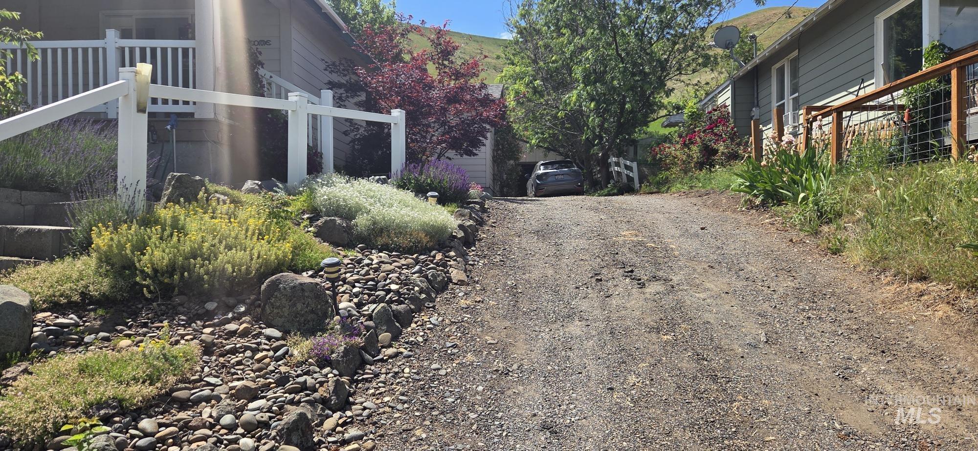 150 Hill Street, Pomeroy, Washington 99347, 2 Bedrooms, 2 Bathrooms, Residential For Sale, Price $259,000,MLS 98989052