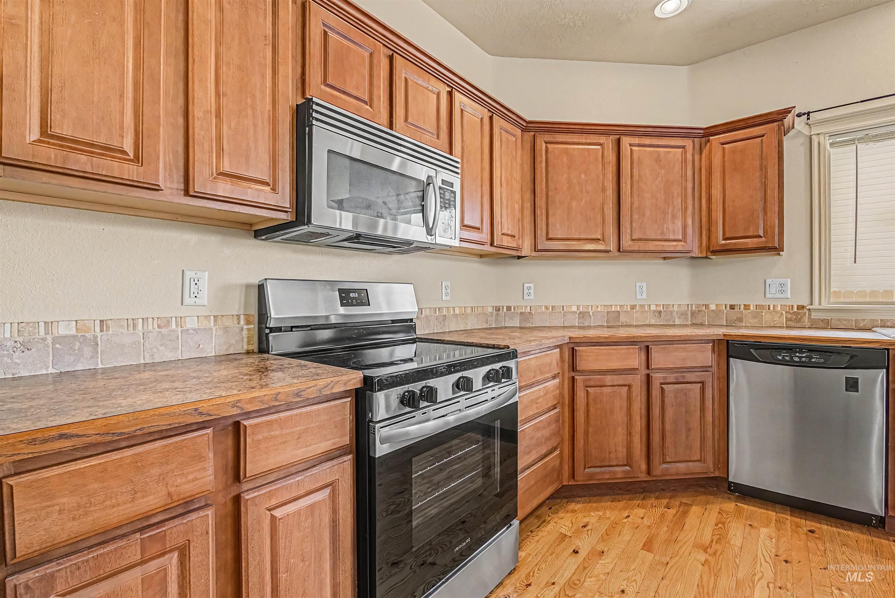 1317 W Tacola Street, Nampa, Idaho 83686, 3 Bedrooms, 2 Bathrooms, Residential For Sale, Price $364,000,MLS 98989055