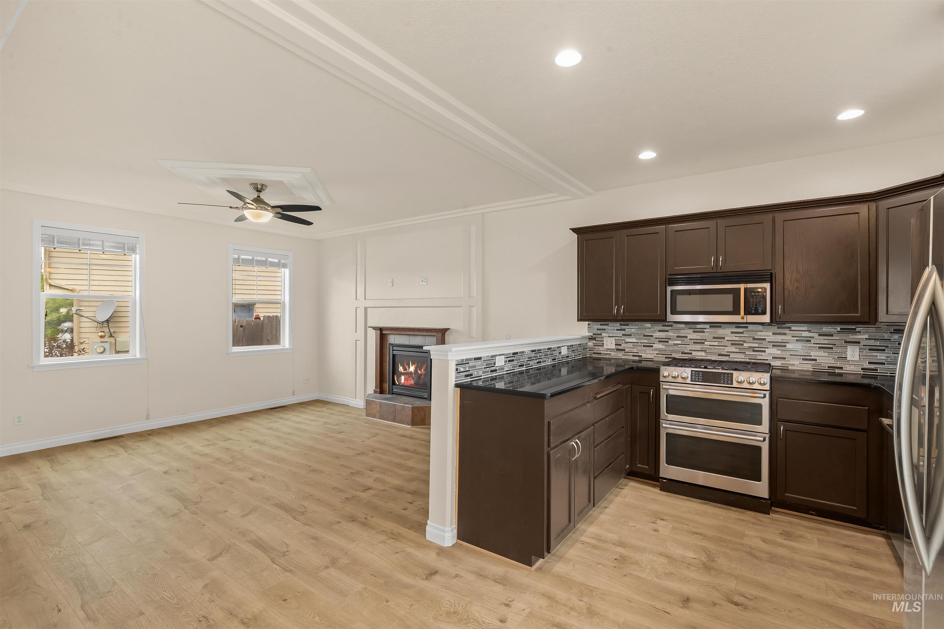 2421 White Ave, Moscow, Idaho 83843, 3 Bedrooms, 2.5 Bathrooms, Residential For Sale, Price $469,500,MLS 98989059