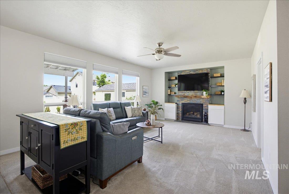 954 E Pistioa Dr, Meridian, Idaho 83642, 4 Bedrooms, 3 Bathrooms, Residential For Sale, Price $609,900,MLS 98989062