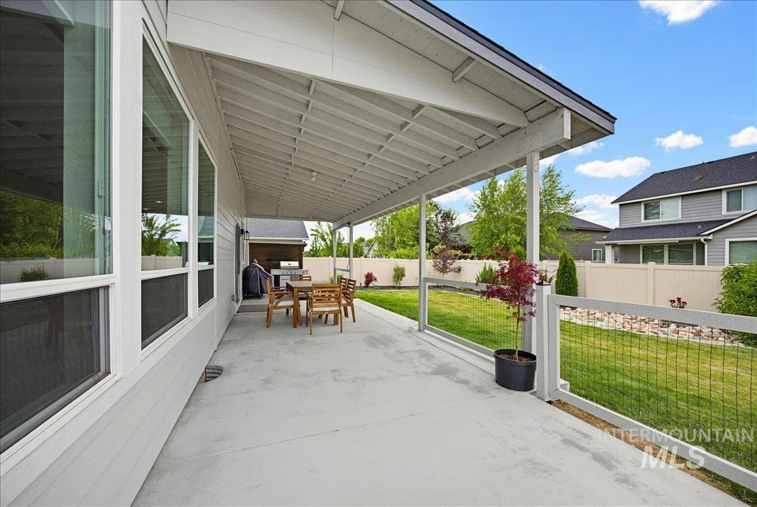 954 E Pistioa Dr, Meridian, Idaho 83642, 4 Bedrooms, 3 Bathrooms, Residential For Sale, Price $609,900,MLS 98989062