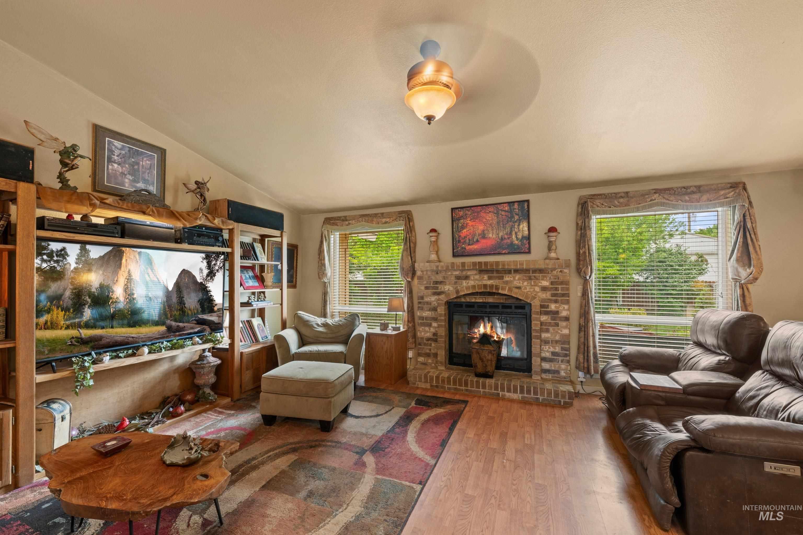 2209 N Bryson Rd, Boise, Idaho 83713, 3 Bedrooms, 3 Bathrooms, Residential For Sale, Price $589,999,MLS 98989064