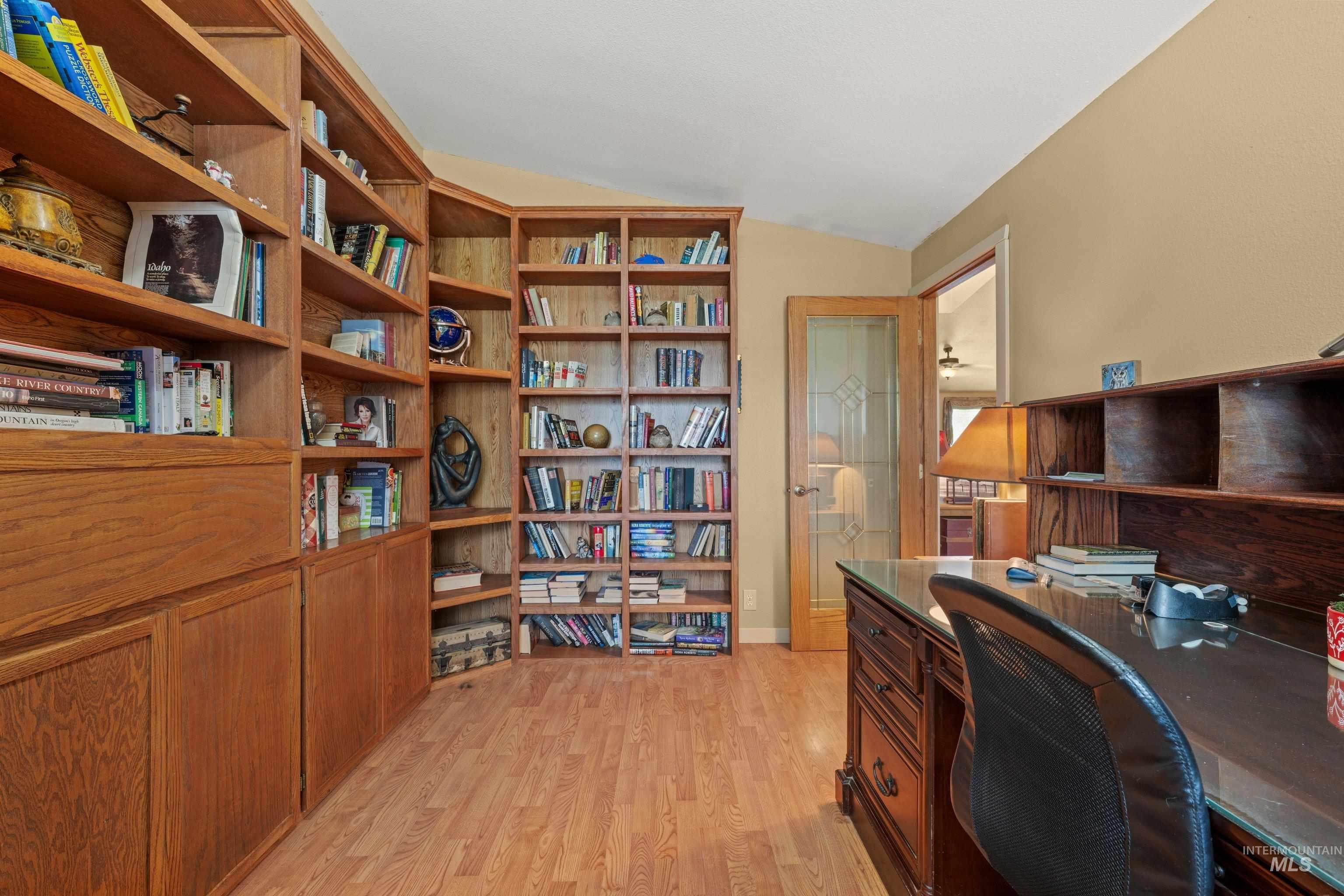 2209 N Bryson Rd, Boise, Idaho 83713, 3 Bedrooms, 3 Bathrooms, Residential For Sale, Price $589,999,MLS 98989064
