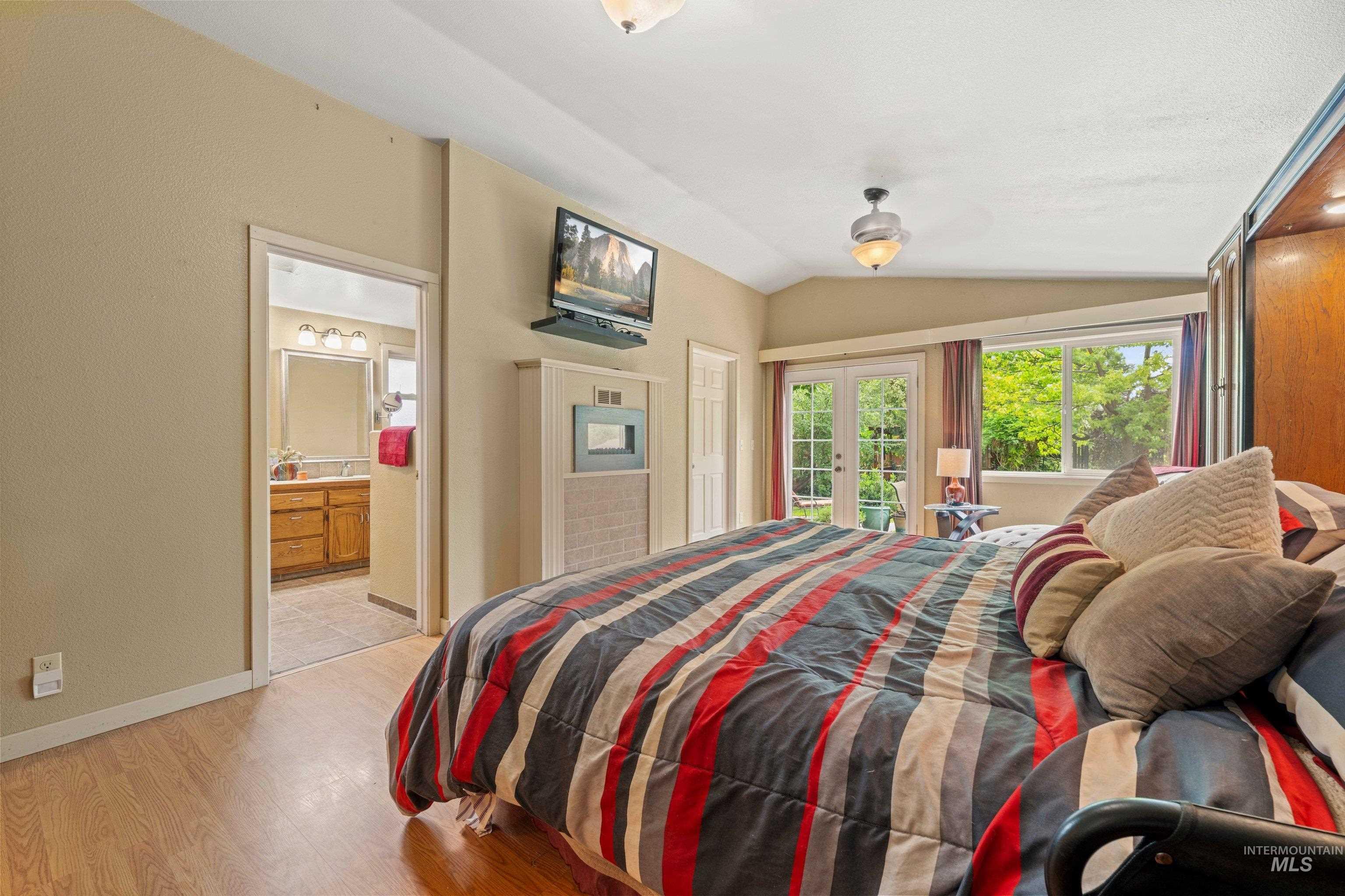 2209 N Bryson Rd, Boise, Idaho 83713, 3 Bedrooms, 3 Bathrooms, Residential For Sale, Price $589,999,MLS 98989064