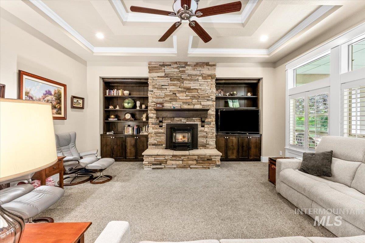 3837 W Sugar Tree Dr, Meridian, Idaho 83646, 3 Bedrooms, 2.5 Bathrooms, Residential For Sale, Price $850,000,MLS 98989066