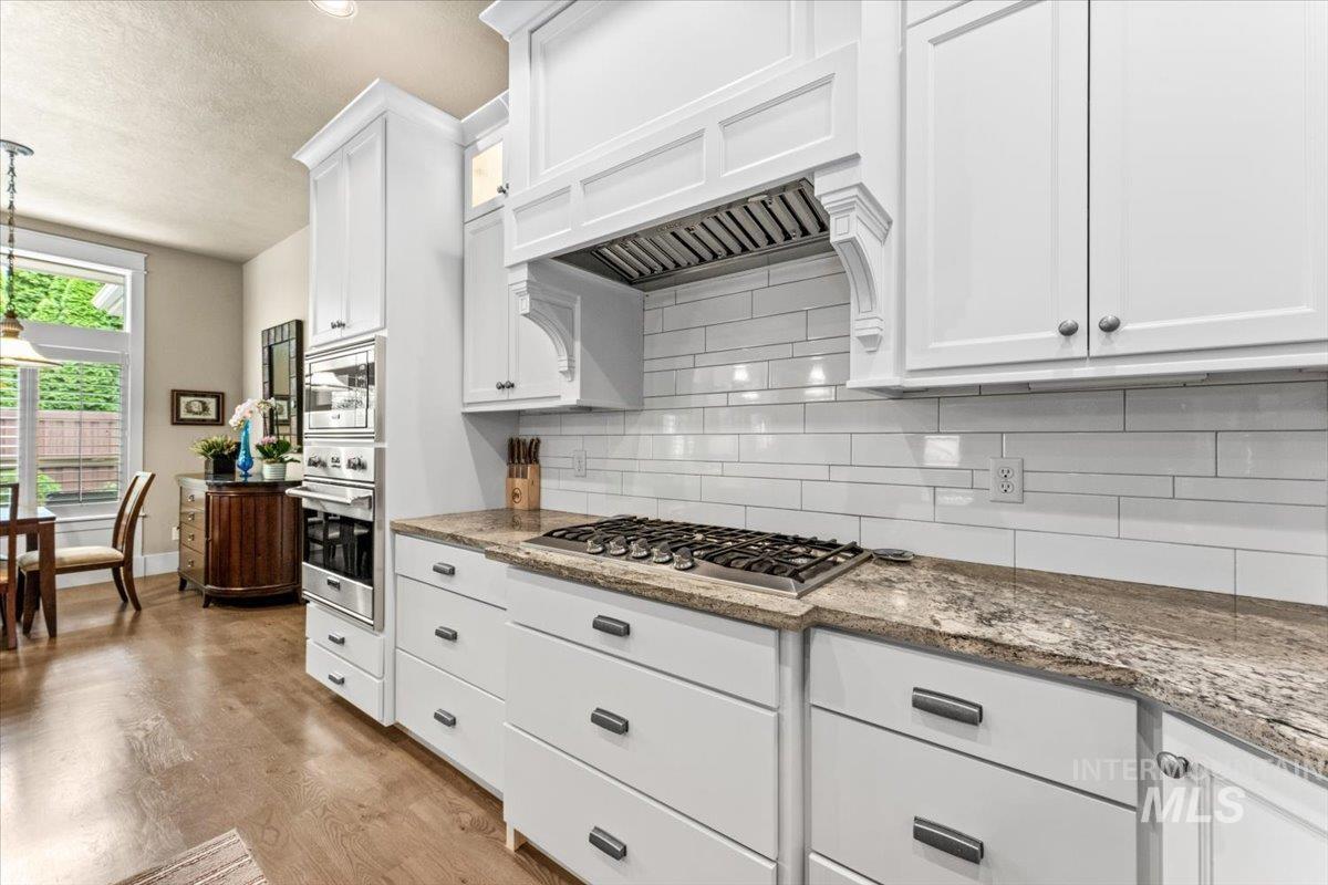 3837 W Sugar Tree Dr, Meridian, Idaho 83646, 3 Bedrooms, 2.5 Bathrooms, Residential For Sale, Price $850,000,MLS 98989066