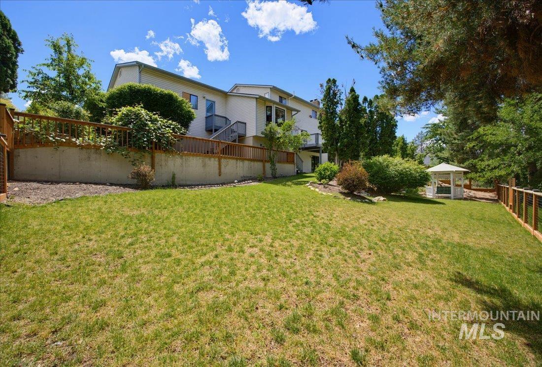 1982 E Roanoke Dr, Boise, Idaho 83712, 5 Bedrooms, 3.5 Bathrooms, Residential For Sale, Price $1,200,000,MLS 98989073