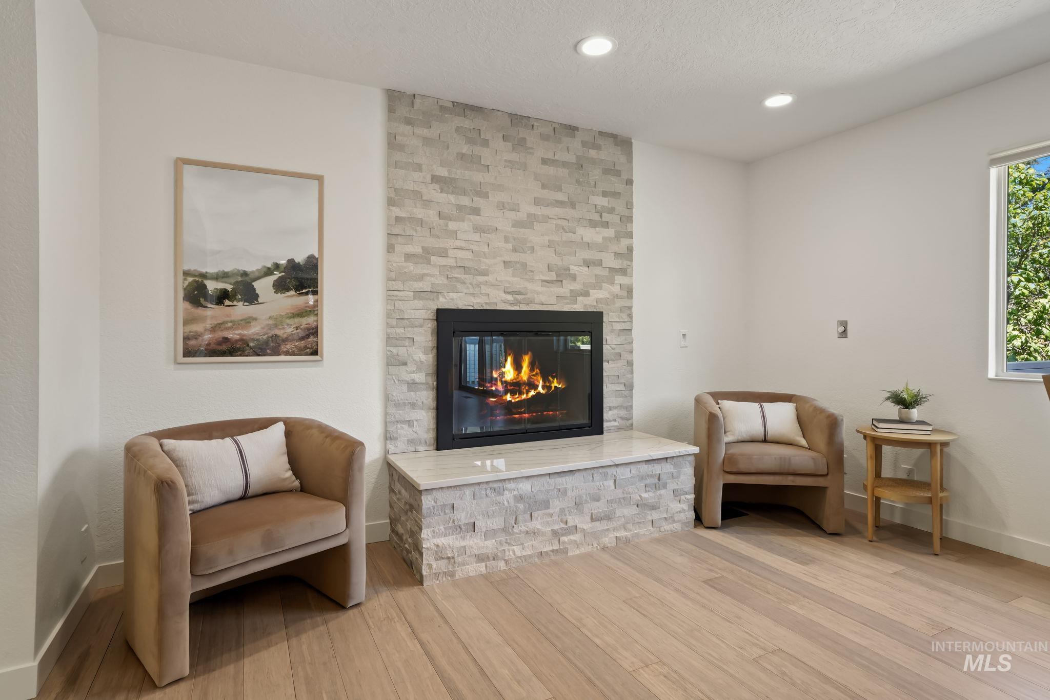 1982 E Roanoke Dr, Boise, Idaho 83712, 5 Bedrooms, 3.5 Bathrooms, Residential For Sale, Price $1,250,000,MLS 98989073