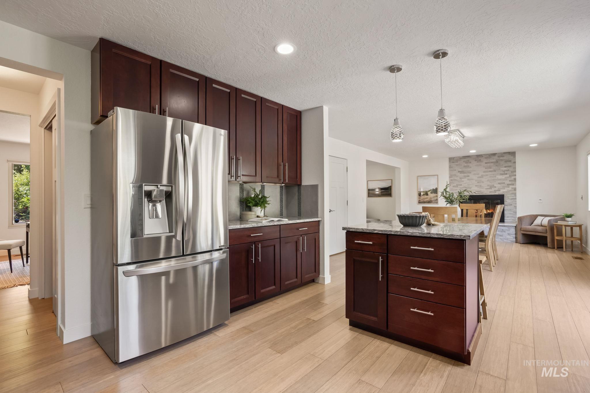 1982 E Roanoke Dr, Boise, Idaho 83712, 5 Bedrooms, 3.5 Bathrooms, Residential For Sale, Price $1,250,000,MLS 98989073