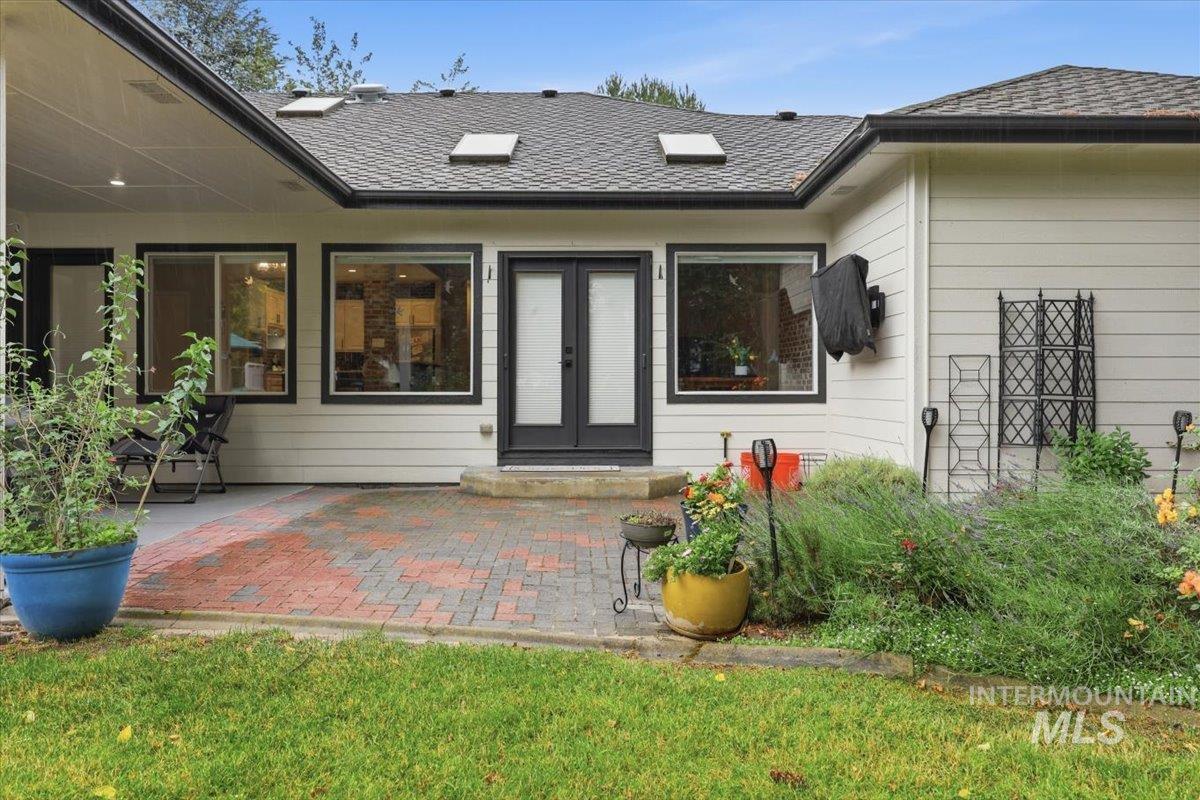 1331 S Watermark Ave., Eagle, Idaho 83616, 3 Bedrooms, 2 Bathrooms, Residential For Sale, Price $875,000,MLS 98989074