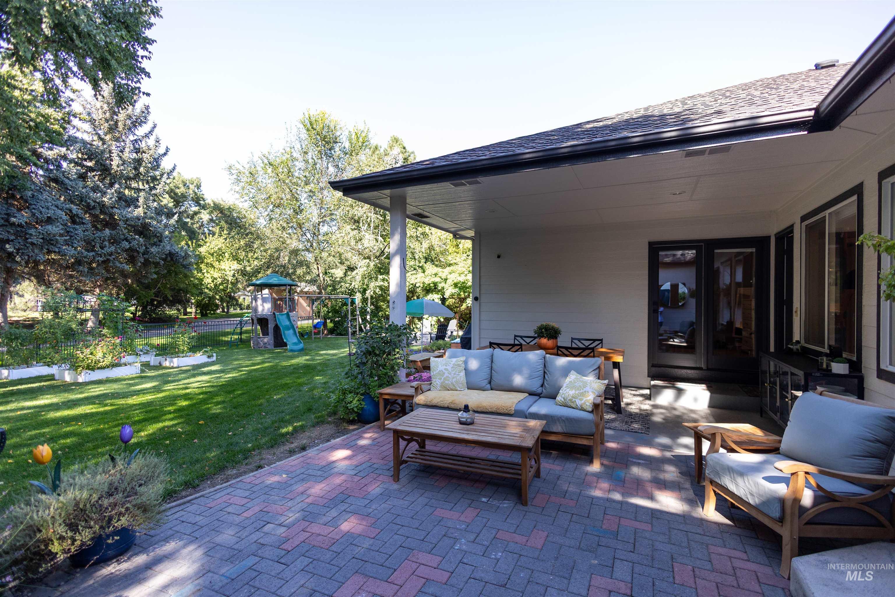 1331 S Watermark Ave., Eagle, Idaho 83616, 3 Bedrooms, 2 Bathrooms, Residential For Sale, Price $899,999,MLS 98989074