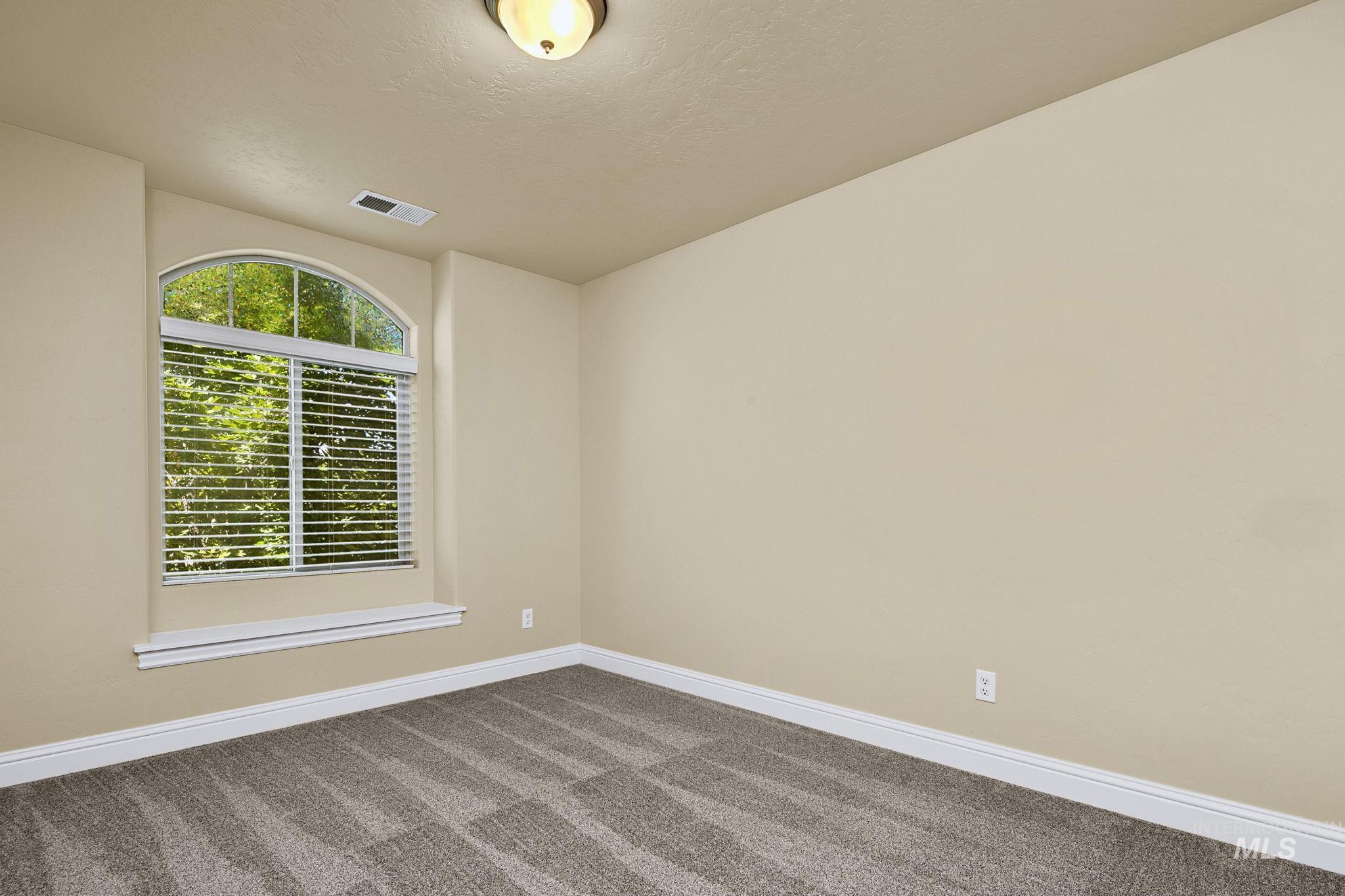 1928 Ridge Way, Middleton, Idaho 83644, 3 Bedrooms, 2.5 Bathrooms, Residential For Sale, Price $438,000,MLS 98989076
