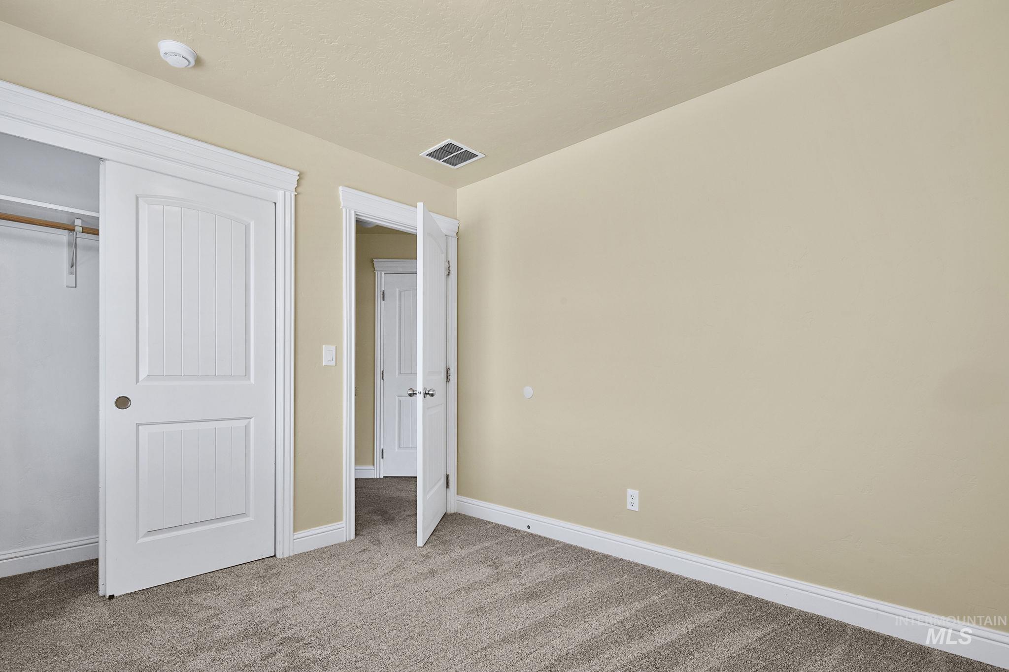 1928 Ridge Way, Middleton, Idaho 83644, 3 Bedrooms, 2.5 Bathrooms, Residential For Sale, Price $438,000,MLS 98989076