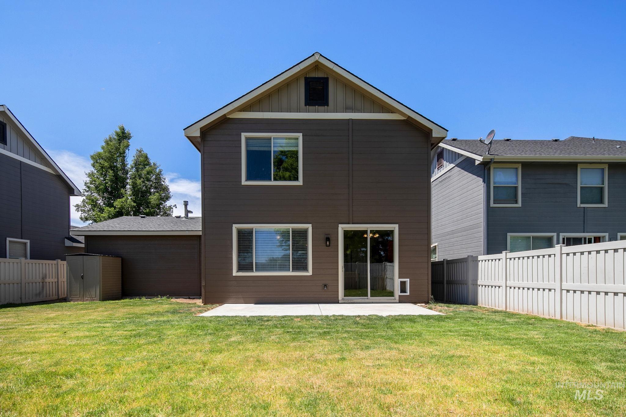 1928 Ridge Way, Middleton, Idaho 83644, 3 Bedrooms, 2.5 Bathrooms, Residential For Sale, Price $438,000,MLS 98989076