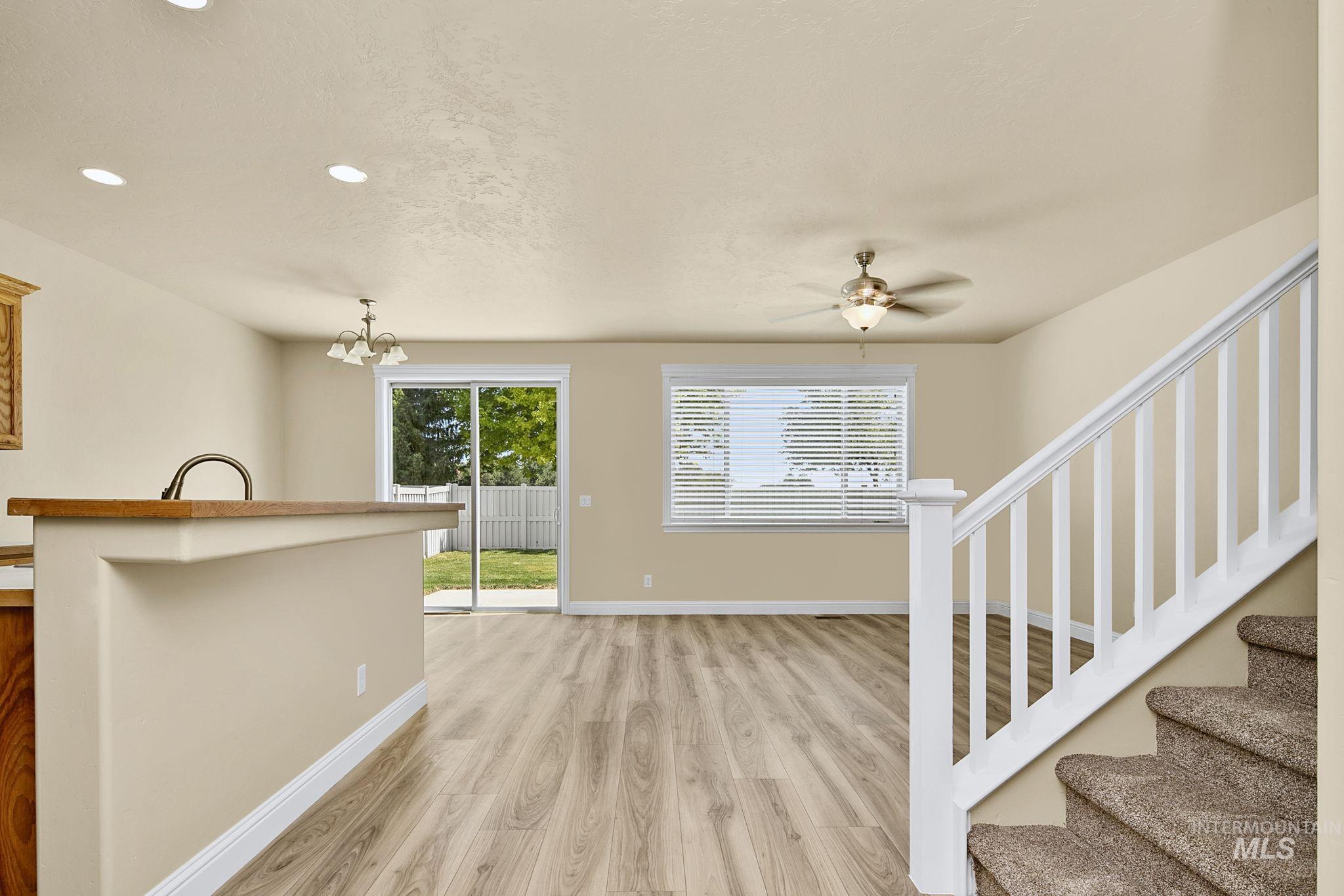1928 Ridge Way, Middleton, Idaho 83644, 3 Bedrooms, 2.5 Bathrooms, Residential For Sale, Price $438,000,MLS 98989076
