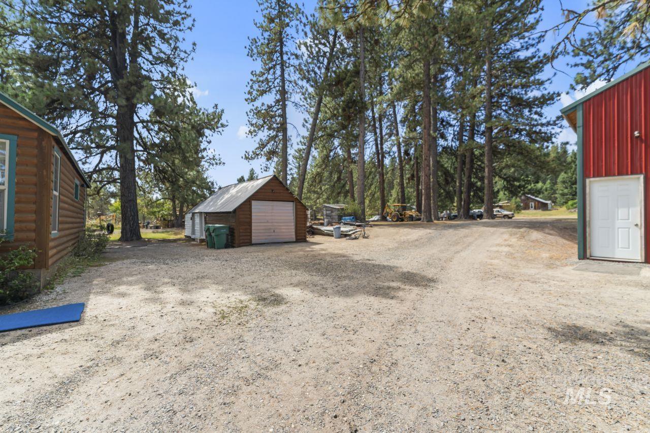 739 S Main St, Cascade, Idaho 83611, 3 Bedrooms, 1 Bathroom, Residential For Sale, Price $595,000,MLS 98989079