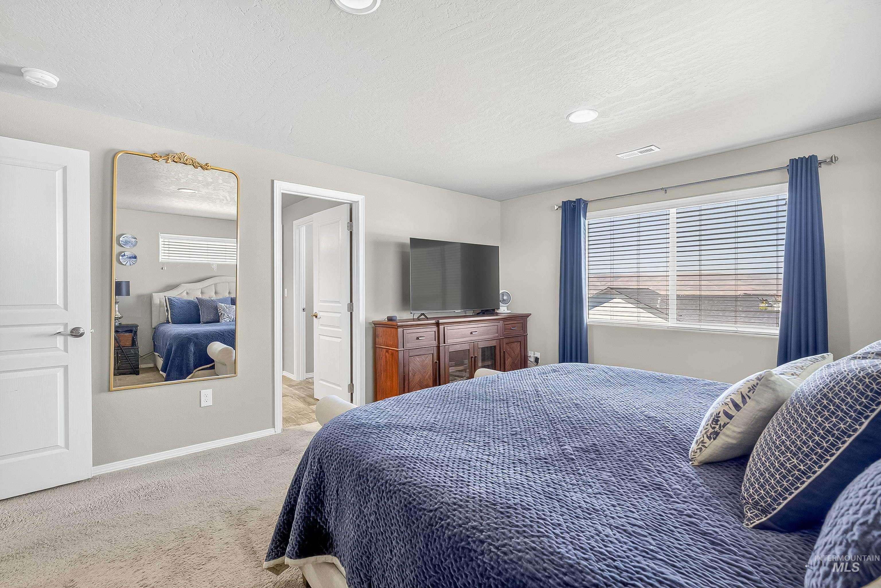 1717 Pioneer Drive, Lewiston, Idaho 83501, 3 Bedrooms, 3 Bathrooms, Residential For Sale, Price $489,900,MLS 98989083