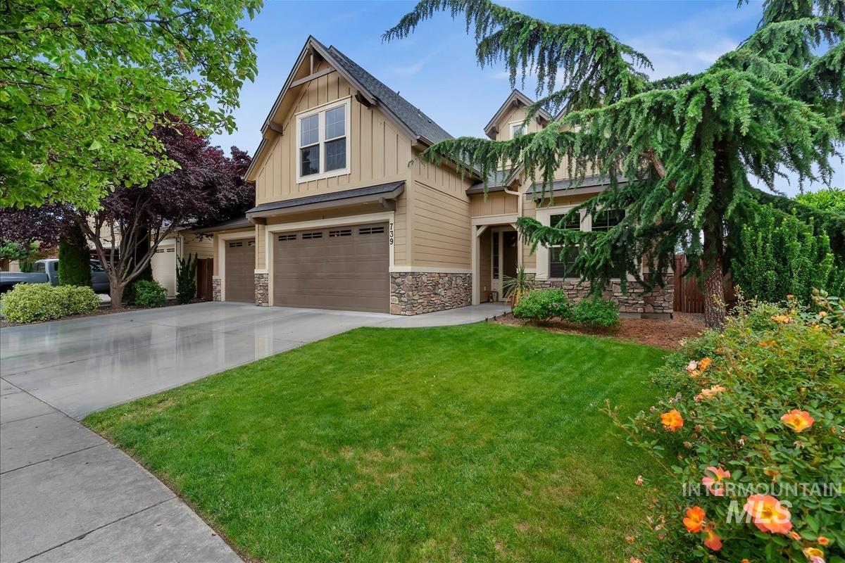 739 W Producer Dr., Meridian, Idaho 83646, 4 Bedrooms, 3 Bathrooms, Residential For Sale, Price $749,000,MLS 98989089
