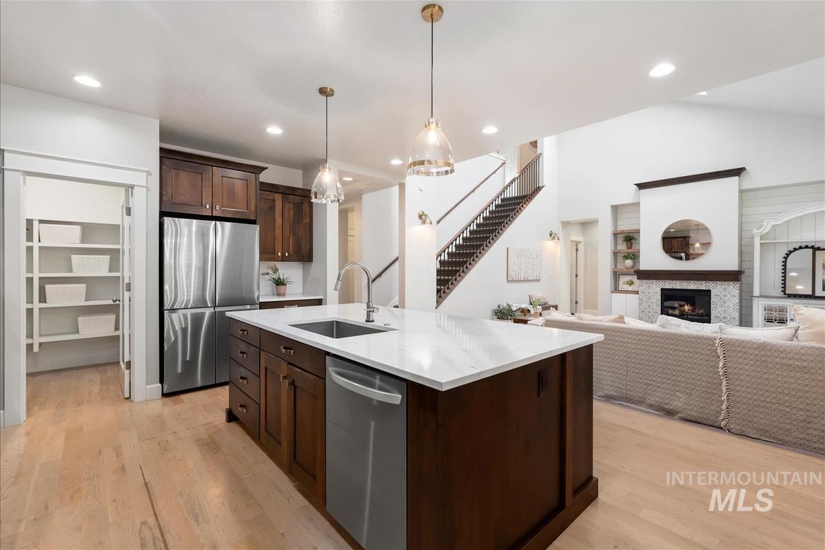 739 W Producer Dr., Meridian, Idaho 83646, 4 Bedrooms, 3 Bathrooms, Residential For Sale, Price $749,000,MLS 98989089