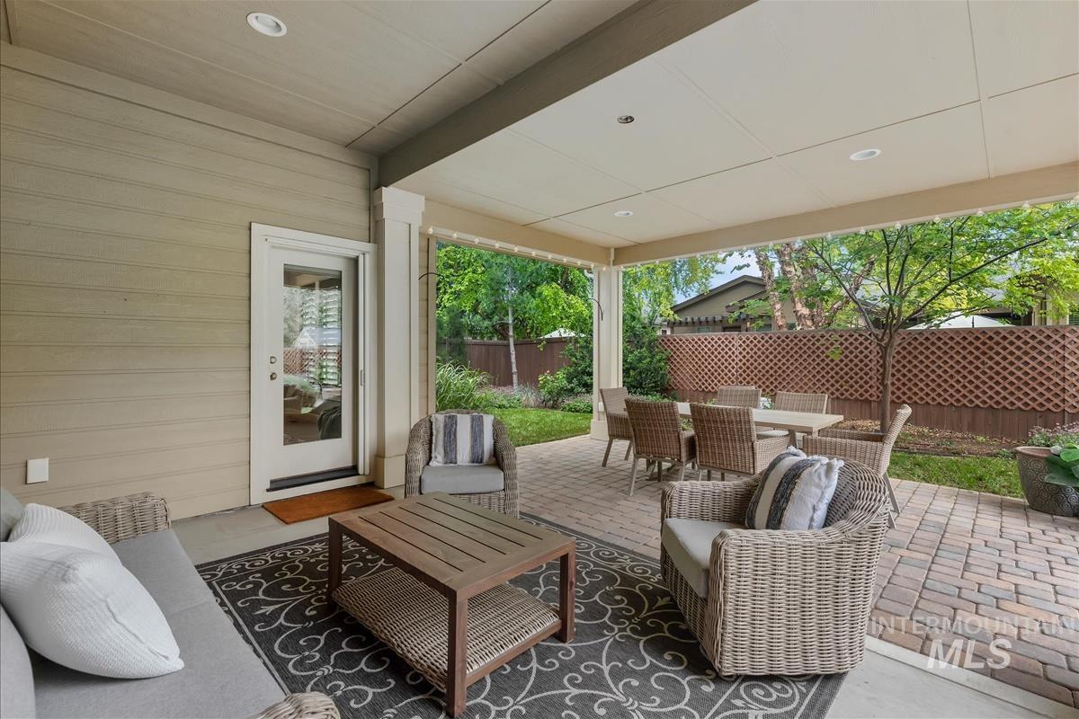 739 W Producer Dr., Meridian, Idaho 83646, 4 Bedrooms, 3 Bathrooms, Residential For Sale, Price $749,000,MLS 98989089