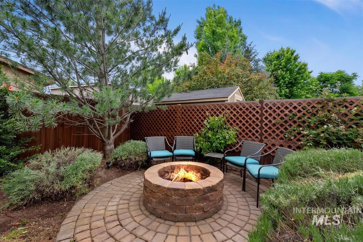 739 W Producer Dr., Meridian, Idaho 83646, 4 Bedrooms, 3 Bathrooms, Residential For Sale, Price $749,000,MLS 98989089