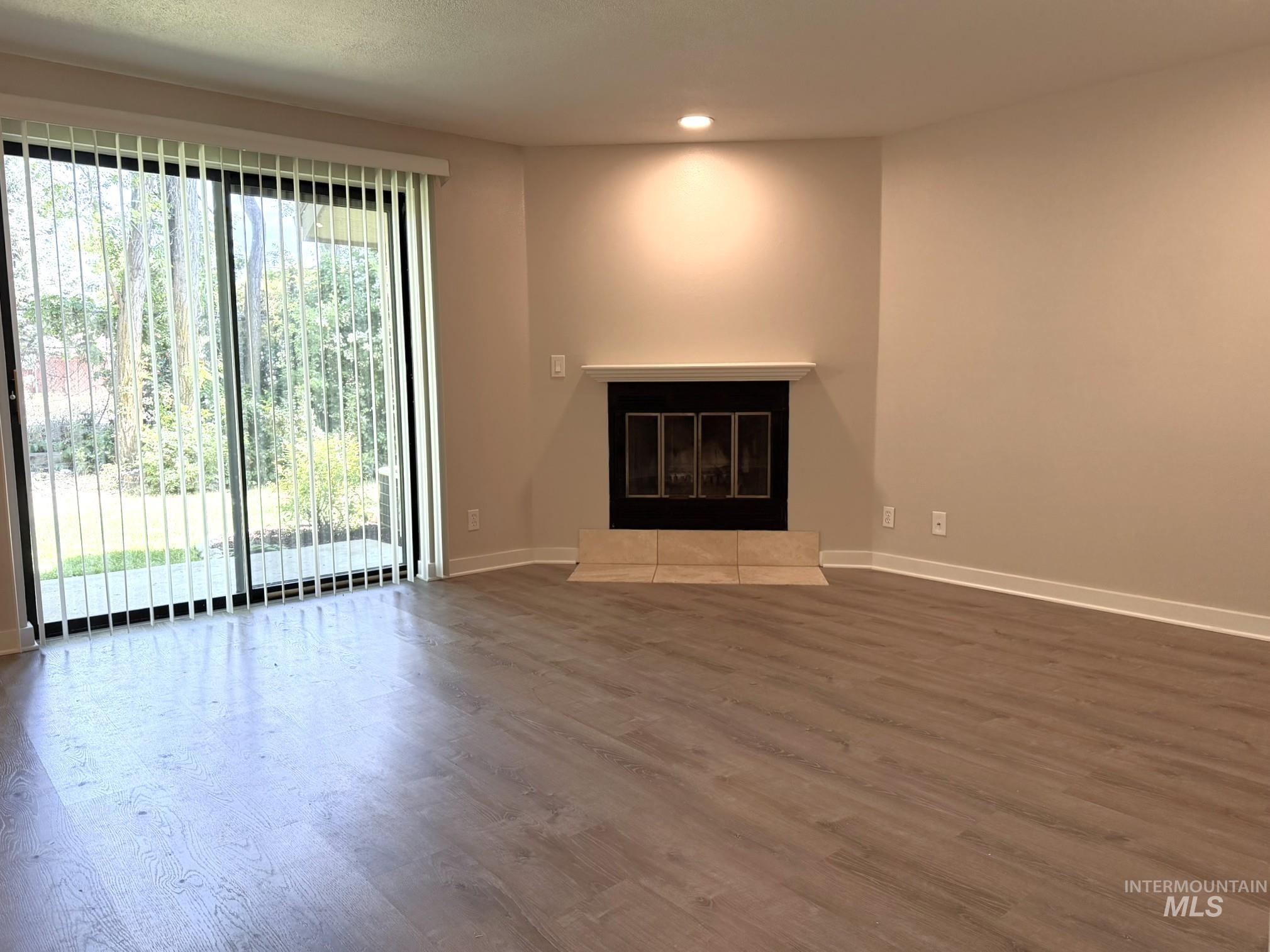 3585 S Gekeler Ln, Boise, Idaho 83706, 3 Bedrooms, 2 Bathrooms, Residential For Sale, Price $360,000,MLS 98989093