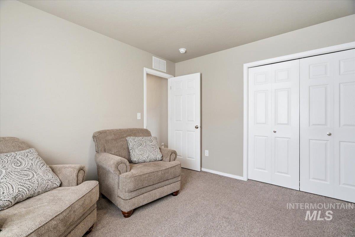 3948 E Jamestown Drive, Nampa, Idaho 83686, 4 Bedrooms, 2.5 Bathrooms, Residential For Sale, Price $454,900,MLS 98989094