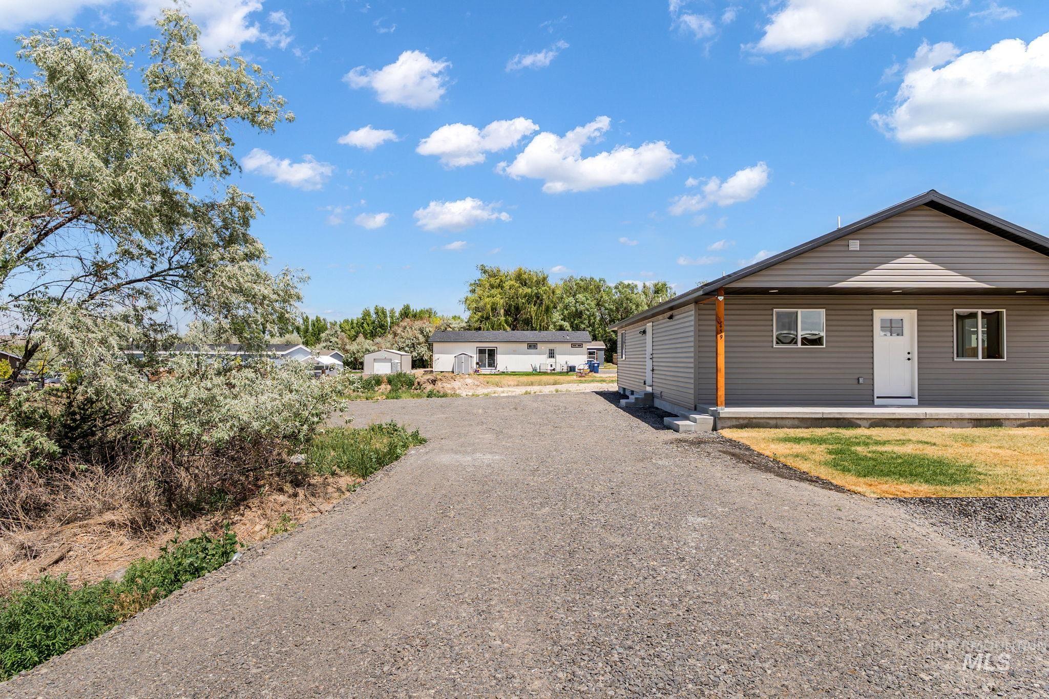 459 E Hagerman Ave., Hagerman, Idaho 83332, 3 Bedrooms, 2 Bathrooms, Residential For Sale, Price $315,000,MLS 98989096